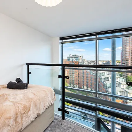 Apartment Skyline Penthouse I Free Parking I Sleeps 7